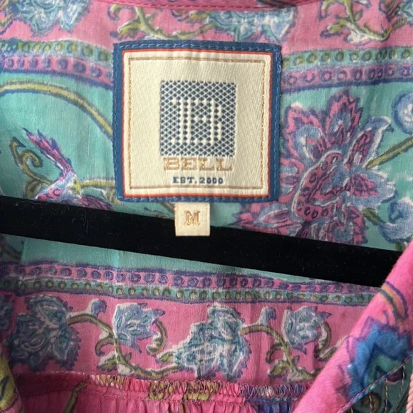Bell long sleeve mini dress, block print, matching waist tie, M. EUC - Picture 3 of 4